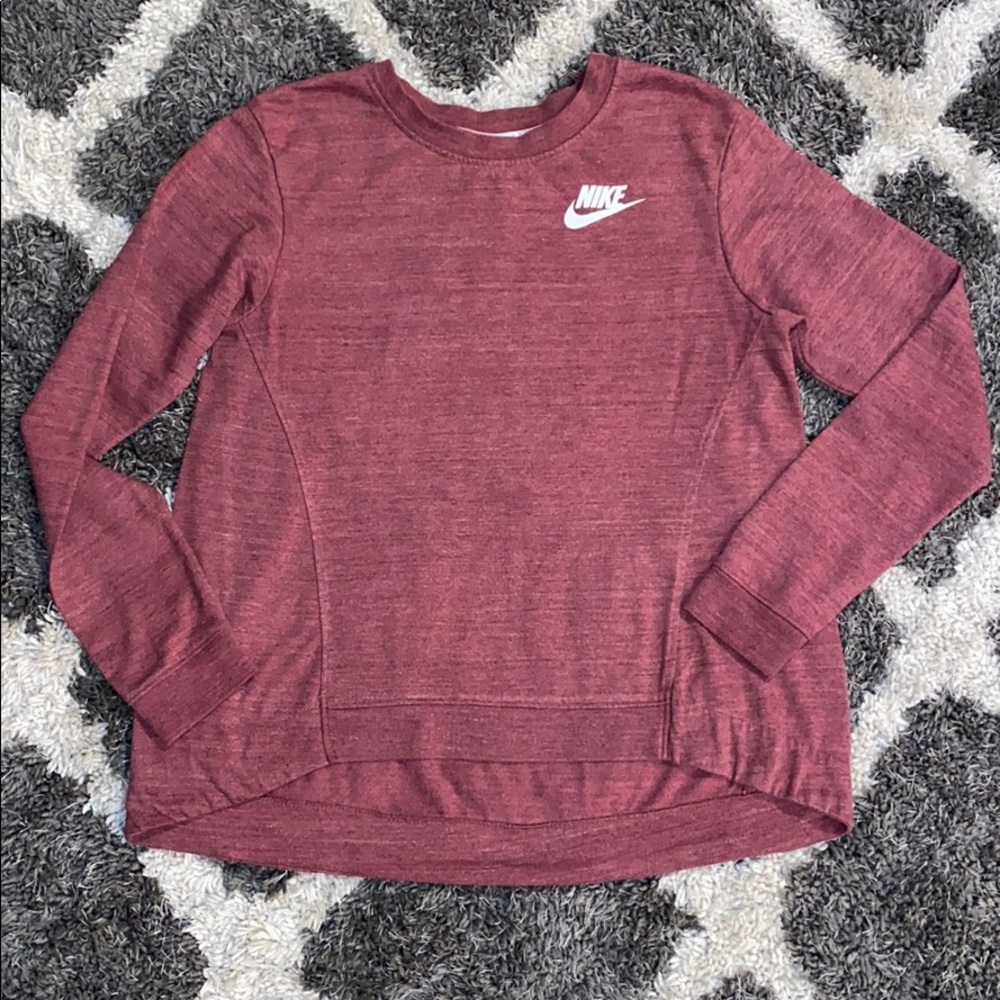 Nike Woman’s sweater